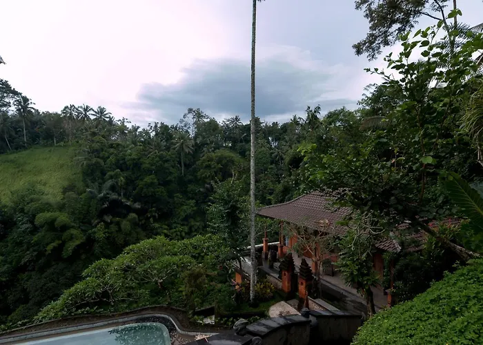 Ulun - Chse Certified 4*